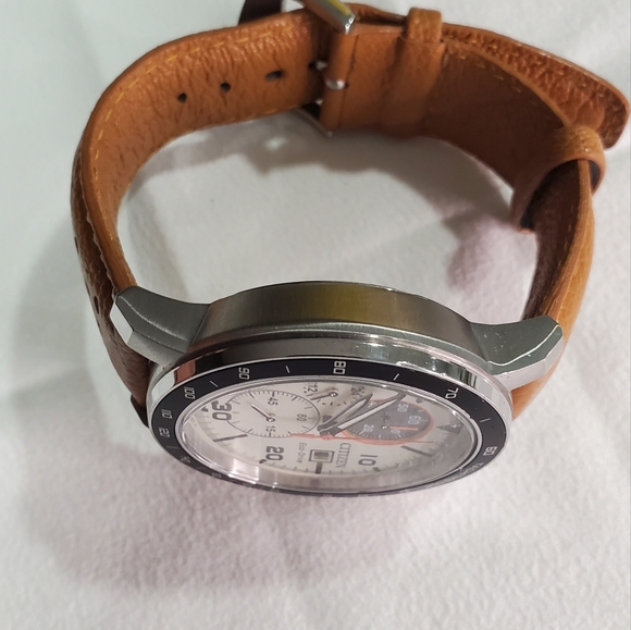 Citizen CA0641-32X Men's 44mm Ivory Dial Tan Leather Strap Chrono Leather Band - Picture 5 of 10